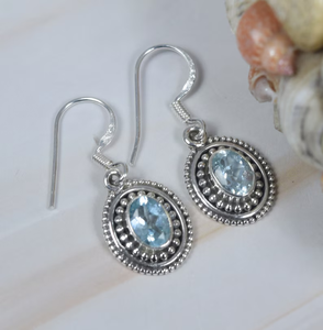 Boucles d'oreilles en argent Sterling 925 faites à la main topaze bleue pierre de naissance de novembre bijoux élégants cadeau pour les femmes cadeau d'anniversaire - Product Image 3