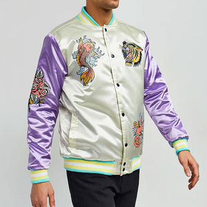 Chaqueta bordada de satén personalizada de estilo callejero para hombre, chaquetas universitarias de béisbol impermeables de peso pesado, servicio OEM - Product Image 1