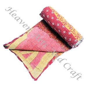 Venta caliente hecho a mano Kantha edredón Gudari algodón impreso manta India proveedor de oro al por mayor para el Hotel DE LA Use-GD2151 - Product Image 1