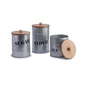 Boîte de rangement en métal faite à la main avec sol design fantaisie et boîte à sucre pour la maison, la cuisine et la vaisselle. - Product Image 3