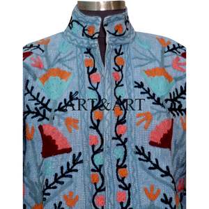 Veste décontractée pour femme en coton indien Suzani brodé matelassé pour l'hiver, tissu tricoté fait main, couleurs et tailles personnalisables - Product Image 3