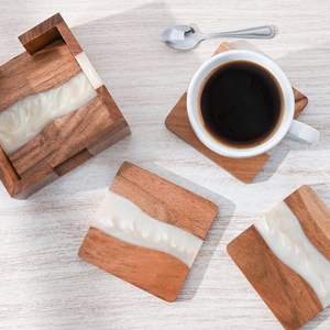 Sous-verre en résine de bois poli, style bohème, fait à la main, écologique, de haute qualité pour les boissons chaudes/froides - Product Image 1