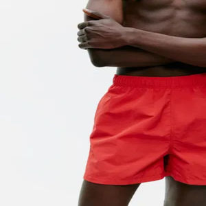 กางเกงขาสั้นชายหาดแบบพื้นฐานมาใหม่สำหรับผู้ชาย สไตล์สตรีทแวร์ ยางยืดรัดเชือก ทรงปกติ ไซส์ XS สีพื้น ผ้าโพลีเอสเตอร์ - Product Image 6