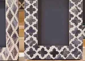 Cadre photo en os incrusté à motif floral traditionnel très demandé pour mur de galerie ou décoration de table d'appoint - Product Image 2