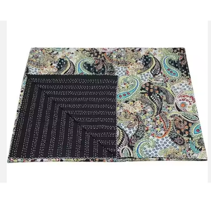 Colcha Decorativa Reversible Hecha a Mano, Manta de Tamaño Queen, Colcha Kantha de Algodón, Diseño Estampado Lavable para Hoteles BD - Product Image 1