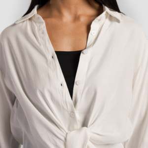 Camisa tipo top cruzada Harmony Outwear blanca con cuello asimétrico de popelina, lino y algodón tejido, holgada, informal y formal, talla XL para otoño y primavera - Product Image 5