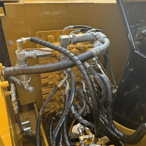 Excavatrice d'occasion 308 de haute qualité à bas prix, moteur Cummins, godet POCLAIN de 8 m, capacité de 1000 tonnes, poids opérationnel, boîte de vitesses, pompe - Product Image 3