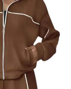 Ensemble de survêtement pour femmes brun avec col zippé, veste en molleton doux avec passepoil et pantalon large, élégant et décontracté, deux pièces pour se détendre - Product Image 4