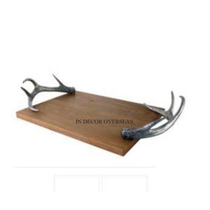 Plateau de service en bois de qualité supérieure de forme ronde fini en émail de designer unique et élégant avec poignées intégrées d'Inde - Product Image 6