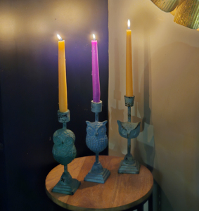 Figurine de crocodile vert en fonte d'aluminium Bougeoir Hot sell Distress T Light Candle Stand Cracked Accent Figurine Candle Stand - Product Image 4
