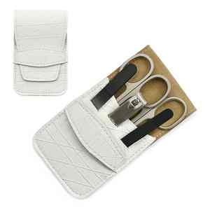 Ciseaux à ongles allemands professionnels en acier inoxydable Clipper 6 pièces manucure et pédicure dans une pochette en cuir - Product Image 1