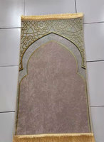 Tapis de prière islamique musulman Tapis lavable Tapis de prière islam en polyester de haute qualité Tapis de prière portable et pliable