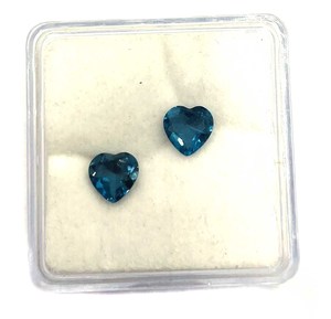 Lote de piedras preciosas facetadas sueltas con corte de corazón de Topacio Azul Londres Natural de 7mm de alta calidad certificada por IGI - Product Image 6