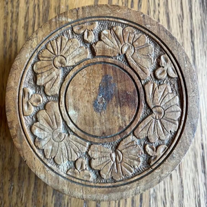 กล่องไม้ตกแต่งสไตล์วินเทจพร้อมฝาปิดไม้มะม่วงของขวัญสำหรับสะสม - Product Image 1