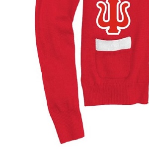 Sweat vert sororité Chenille Logo brodé Vêtements de vie grecs confortables Vêtements décontractés élégants - Product Image 2