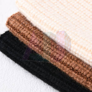 Classic Style Knitted <b>Headband</b> Smooth Finish Flexible Fit Suitable For Yoga Running Fitness And Casual Use - Product Image 4