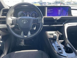 Toyota Crown XLE V4 2.5L AWD 2024 Usado en Buen Estado - Product Image 5