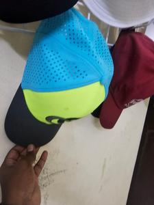 หมวกผ้ายีนส์ที่ขายดีที่สุดพร้อมด้านหลังตาข่ายเหมาะสำหรับการเล่นกีฬาและการใช้ในชีวิตประจำวัน - Product Image 4