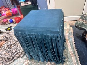 เก้าอี้หนังหุ้มเบาะที่ทันสมัยมีขอบสำหรับห้องนอนหรือห้องนั่งเล่นสไตล์พื้น - Product Image 5