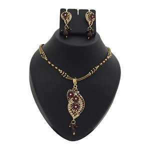 Ensemble de bijoux fins Kriaa Pendentif en pierre autrichienne plaqué or 1200111 - Product Image 1
