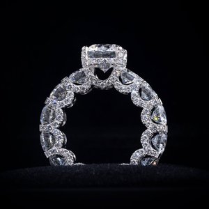 Sang trọng đá ra đầy đủ Eternity Nhẫn kim cương | 925 Sterling Bạc | lớn vòng trung tâm đá | vvs moissanite | tùy chỉnh đồ trang sức - Product Image 4