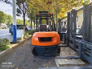 4X4 <strong>Used</strong> Wheel <strong>Forklift</strong> Japanese Cheap Price 5ton T50 <strong>Used</strong> <strong>Forklift</strong> - Product Image 3