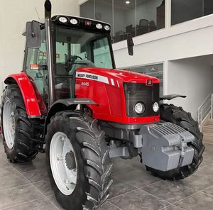 Tractor diésel Massey Ferguson 120HP, tracción a las 4x4, maquinaria agrícola usada para agricultura - Product Image 1
