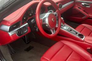 Porsche 911 Carrera Coupé 2013 Usado, Interior Rojo Carrera, Paquete Sport Chrono Plus - Product Image 4