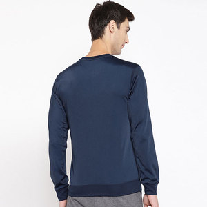 Fabricantes de Sudaderas con Capucha Personalizadas Unisex Casuales/Formales, Lisas, 100% Algodón, Gruesas, de Corte Regular para Invierno - Product Image 3