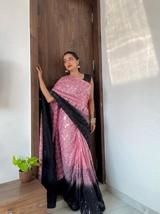 Sari Georgette de color rosa con trabajo de bordado de secuencia Diseñador Función DE BODA Usar Sari, Ropa de fiesta Sari, Traje de diseñador - Product Image 2