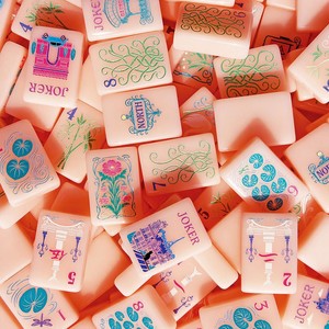 Juego de Mahjong Americano: 160 fichas de Mahjong talladas por Xiwen, un juego de mesa de ocio superventas en el comercio electrónico transfronterizo. - Product Image 1
