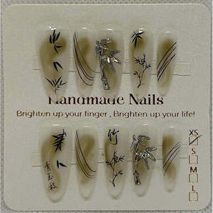 Nuovo smalto Dynasty in formato XSsmall - Product Image 1