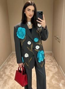 Manteau mi-long ajusté, style nouveau, mode de luxe 2025, broderie artisanale, solide, pour mariage, lourd, orné de perles et de diamants - Product Image 5