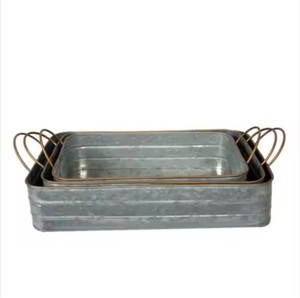Plateau de service en métal de luxe personnalisable avec poignée pour fêtes, plats et assiettes - Product Image 6