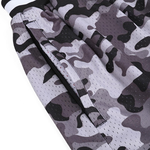 Short de basket-ball personnalisé grande taille en maille pour hommes vente en gros de joggings de sport athlétiques avec poches motif imprimé en tissu décontracté - Product Image 4
