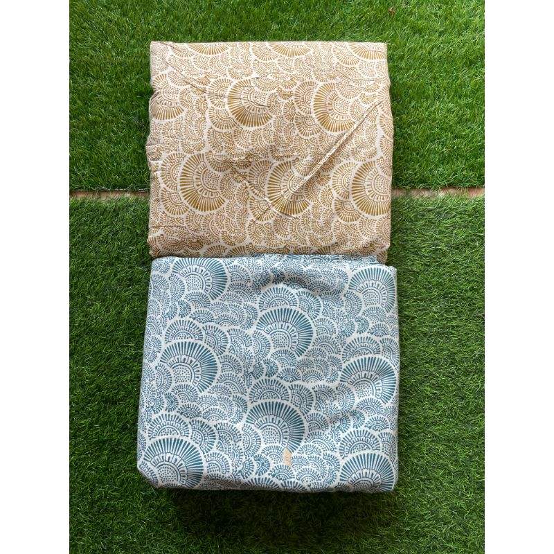 สีน้ำตาล