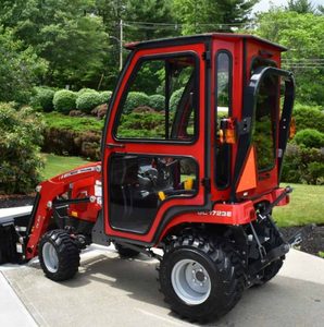 Livraison dans le monde entier d'origine utilisée pour la machine agricole de tracteur Kubota B2650 4x4 avec le moteur de boîte de vitesses de moteur de composants de noyau - Product Image 1