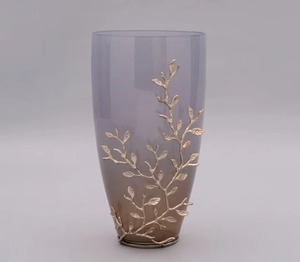 Nouveau design moderne, vase à fleurs tendance, pièce maîtresse décorative élégante améliorant les espaces de vie, les tables à manger et les intérieurs élégants - Product Image 2