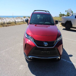 Toyota Venza Nightshade 2023 Abordable et Propre - Product Image 1