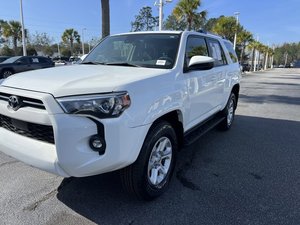 Toyota 4Runner SR5 2024 Usado en Buen Estado - Product Image 3