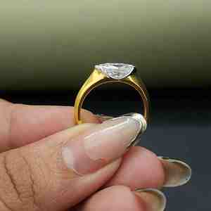 Anillo de compromiso moderno con moissanita de corte marquesa, certificado IGI, engaste pavé, en plata de ley 925 - Product Image 6