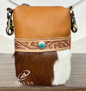 กระเป๋าคาดเอวหนังวัวเครื่องมือทำมือสไตล์ตะวันตกนักออกแบบ2025พร้อมกระเป๋าใส่โทรศัพท์ขนาดเล็กสำหรับขับขี่รถจักรยานยนต์ของผู้หญิง - Product Image 1