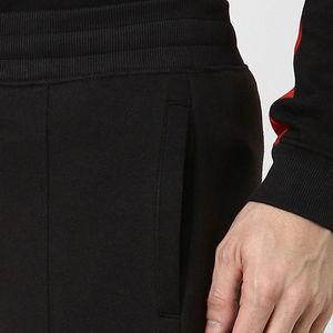 Ensemble de survêtements délavés à l'acide avec logo personnalisé imprimé pour hommes Tenue de course Passion Street Wear Article frais d'hiver Prix de vente entier - Product Image 6