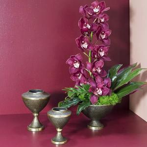 Vase en métal à motif élégant avec plusieurs finitions, parfait pour la décoration intérieure et la décoration d'événements, fabriqué à la main en Inde - Product Image 5