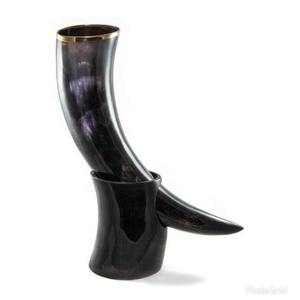 Corne à boire viking authentique et naturelle avec support métallique décoratif, style nautique sculpté, pour méad, bière, cadeau souvenir de fête de Noël - Product Image 4