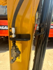 Fabriqué au Japon, mini-excavatrice d'occasion Cat 303.5E d'origine de 3 tonnes en Chine - Product Image 5