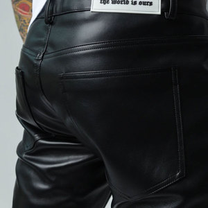 Factory Outlet Venta en línea Pieza fresca Hombres Pantalón de cuero Impermeable Estilo único Tamaño regular Hombres Pantalón de cuero - Product Image 6