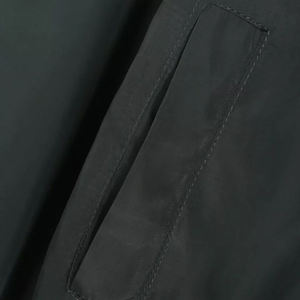 บอมเบอร์แจ็คเก็ตผู้ชายสำหรับฤดูหนาวแจ็คเก็ตมีซิปสำหรับใส่กลางแจ้งเสื้อแจ็คเก็ตบอมเบอร์เสื้อแจ็คเก็ตโพลีเอสเตอร์ออกแบบโลโก้ได้ตามต้องการ - Product Image 3