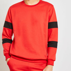 Venta al por mayor de los hombres de diseño personalizado 100% algodón de 2 piezas de cuello redondo chándal conjunto de invierno Jogging gimnasio desgaste sólido para el entrenamiento de pista - Product Image 3