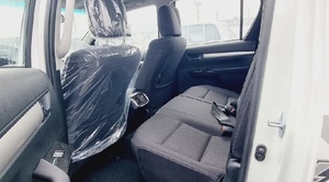 Nueva Camioneta Toyota Hilux 2025, 2.4L Diésel, 5 Plazas, 4 Cilindros, 147Hp, Transmisión Automática, Volante a la Izquierda - Product Image 3